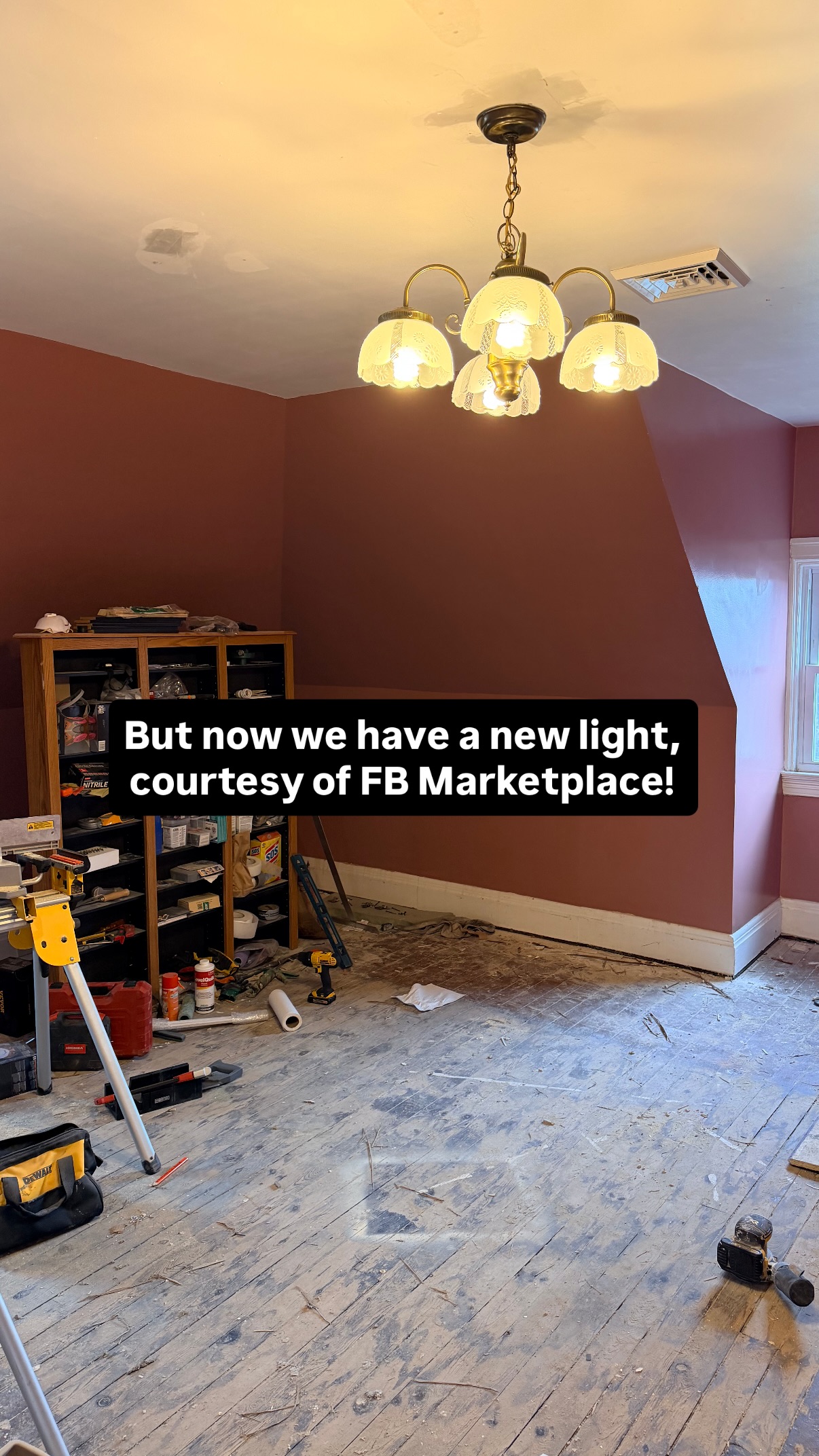 But now we have a new light, courtesy of FB Marketplace!